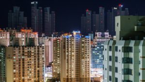 apartment-block-933538_1920